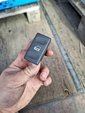 Land Rover Discovery 2 TD5/V8 CENTRAL LOCKING SWITCH YUF000220PUY # 