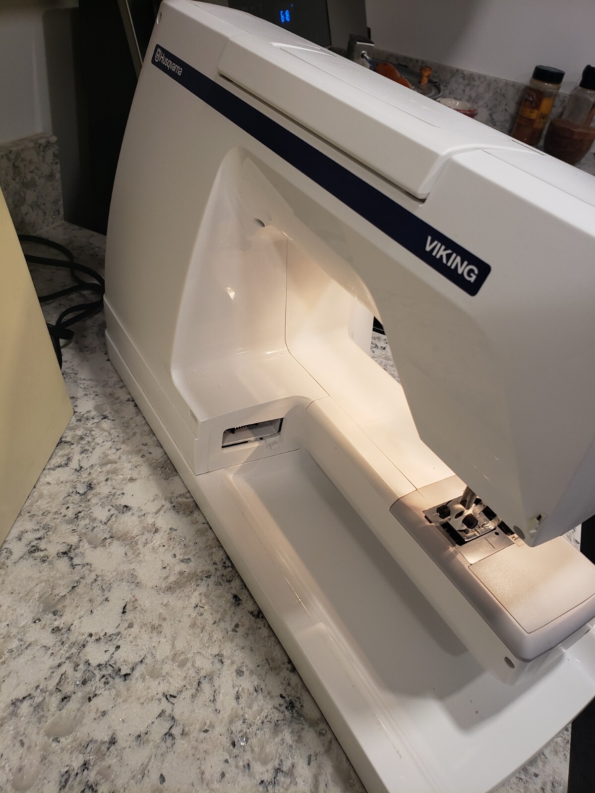 Husqvarna Viking Designer II sewing machine w/ case turns on