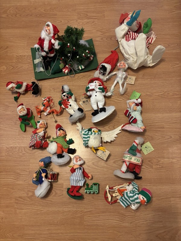 HUGE Annalee Doll Christmas Lot-all Sizes