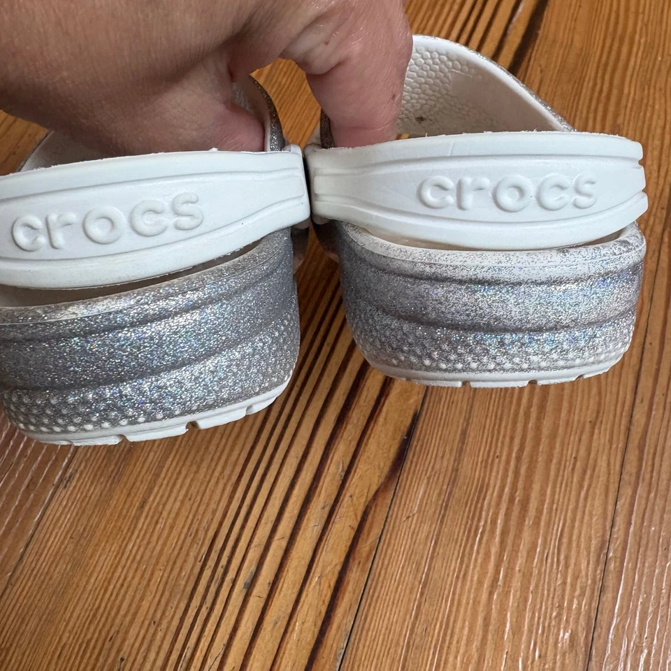 Crocs Blanco Plata Brillo Clásico Slip On Niño Zueco Sandalia TALLA 10 Foto 4 de 4