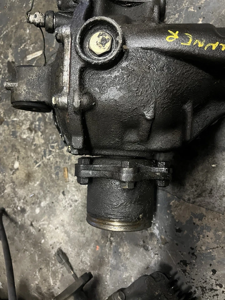 Toyota Tundra 2000-2004 portador de eje diferencial delantero 4x4 OEM Foto 3 de 4