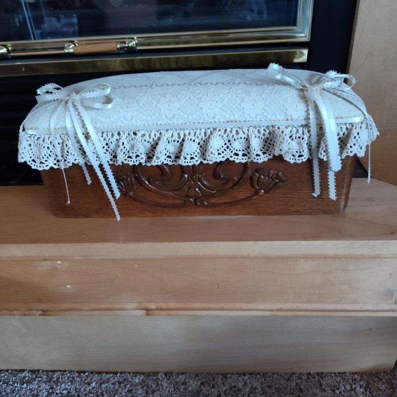 Antique SINGER Treadle Sewing Machine Ornate Cabinet Drawer Pin Cushion 