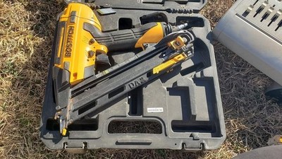 bostitch roofing nailer