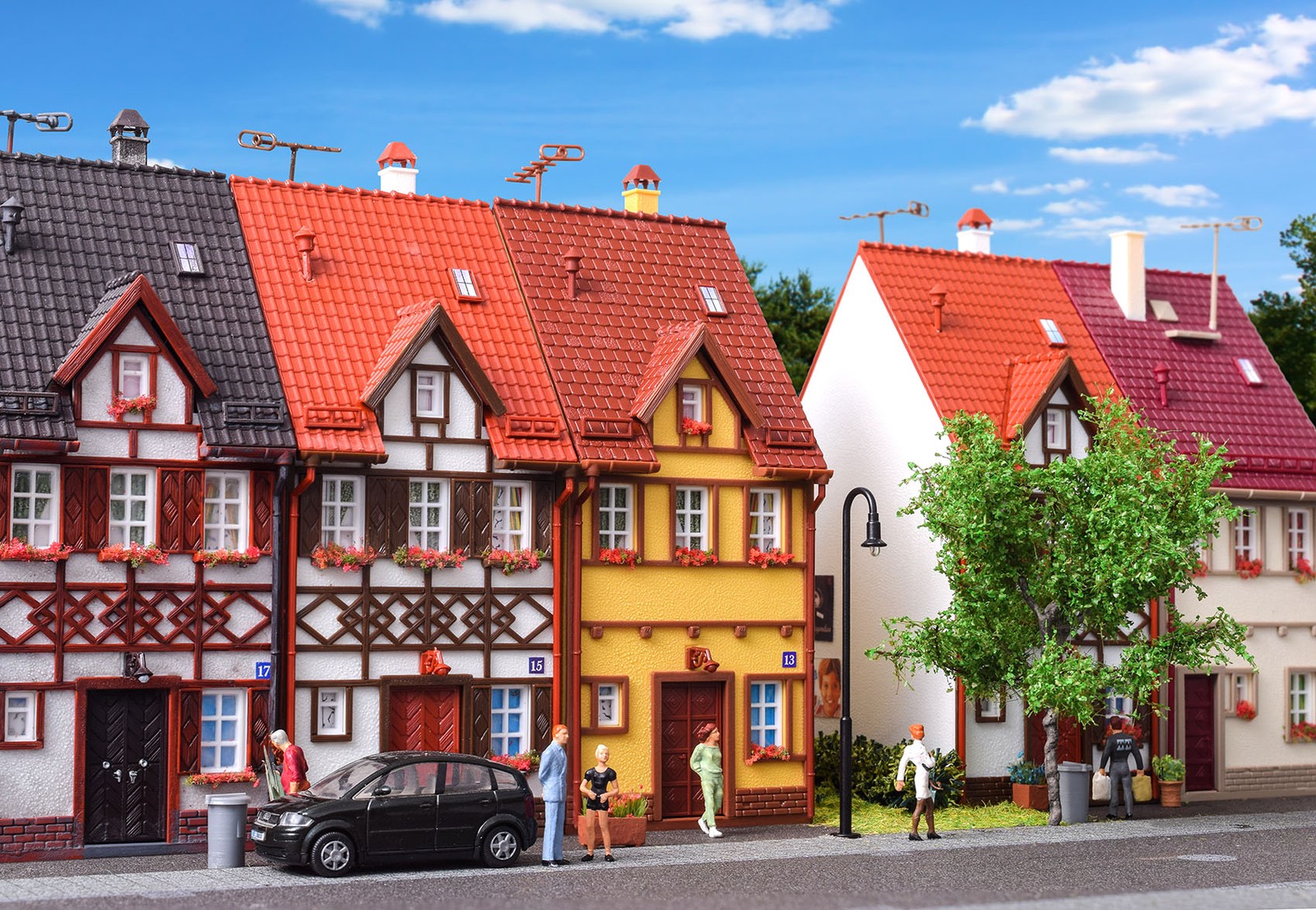 Vollmer 43671 - H0 Residential Building Bahnhofstraße 13 - New
