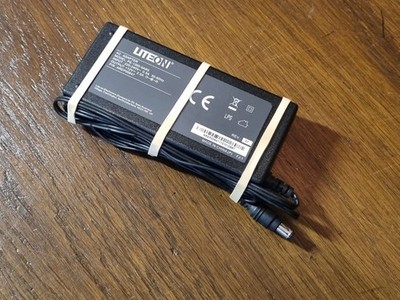PSU 12V 2,5A 30W LiteOn PE-1300-9AR5 AC Adapter 6,4 x 2,7mm x 9,5mm. 12Vdc 2,5A