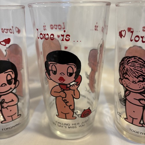 VTG 1970's Love Is...Drinking Glasses by Kim Casali USA/LA Times - Set of 4 - Picture 4 of 8