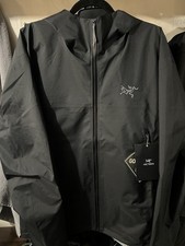 Arc  teryx Beta Jacket Men  s Large Black NEW