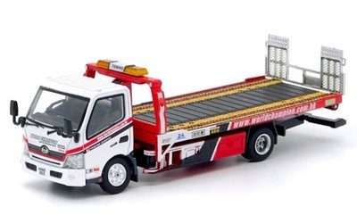 HINO 300 Dutro Bed truck  - white / red - Unique 1:64