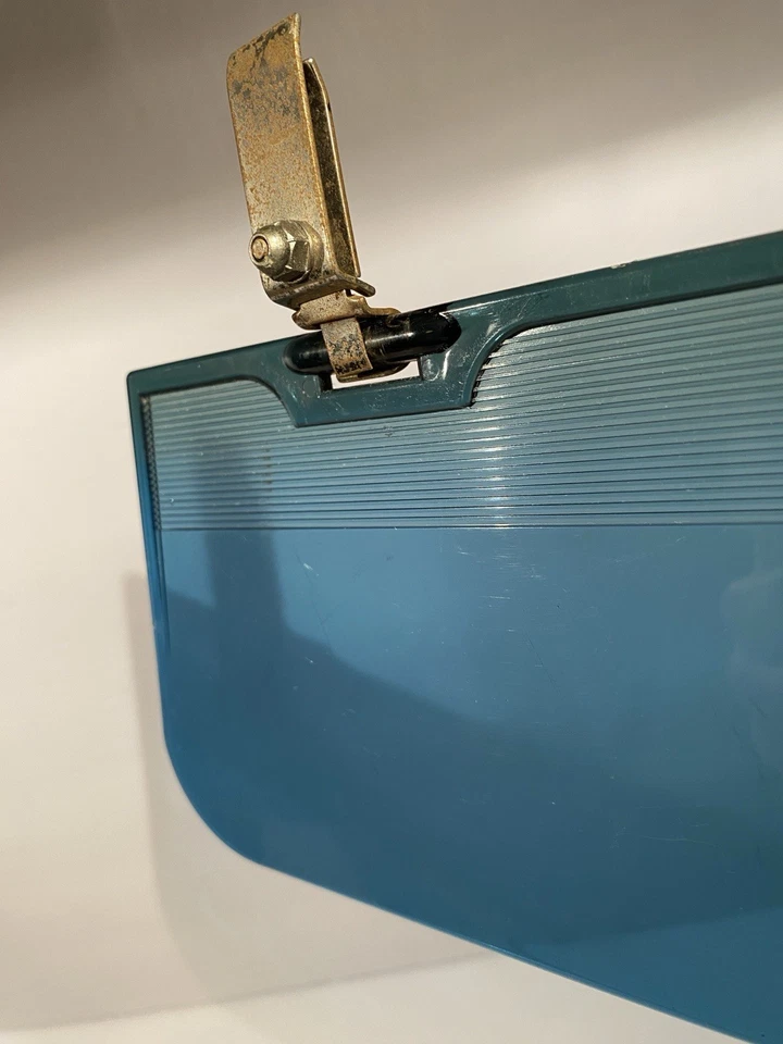 ACCESORIO VOLKSWAGEN VINTAGE PARASOL AZUL TRANSPARENTE CLIP ON Beetle Bug Van Foto 4 de 4