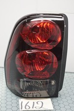 2002 - 2009 Chevrolet Trailblazer DRIVER Side Tail Light Used Rear Lamp #1612-T