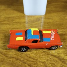 Hot Wheels Vintage 57 T-bird Red Yellow Magenta Bw Blackwall Malaysia 1985