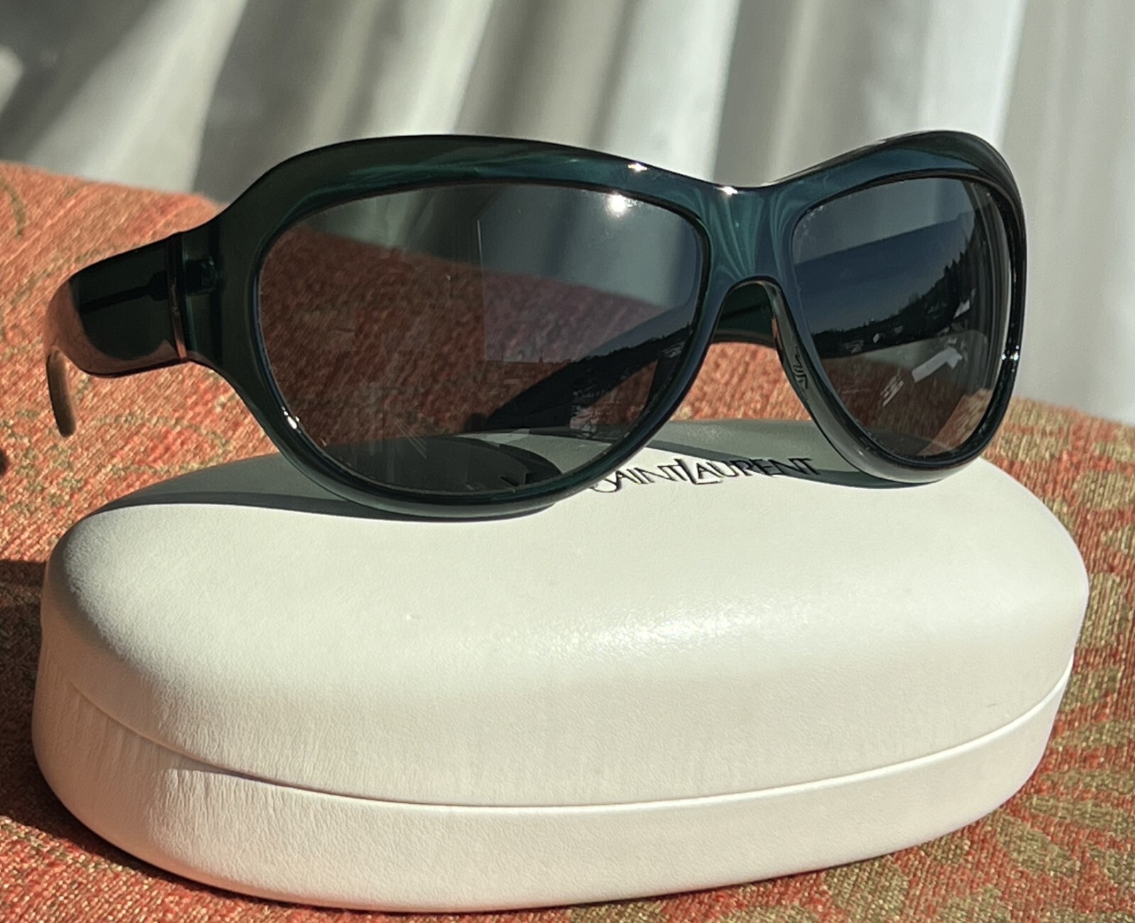 Yves Saint Laurent YSL 6017 S BF9 Telaio verde scuro traslucido Lenti verdi