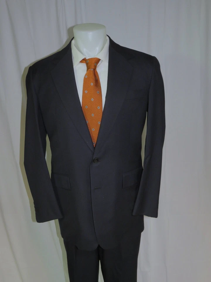 William Fioravanti Bespoke Solid Navy Blue Two Button Suit 38L - Image 3 of 4