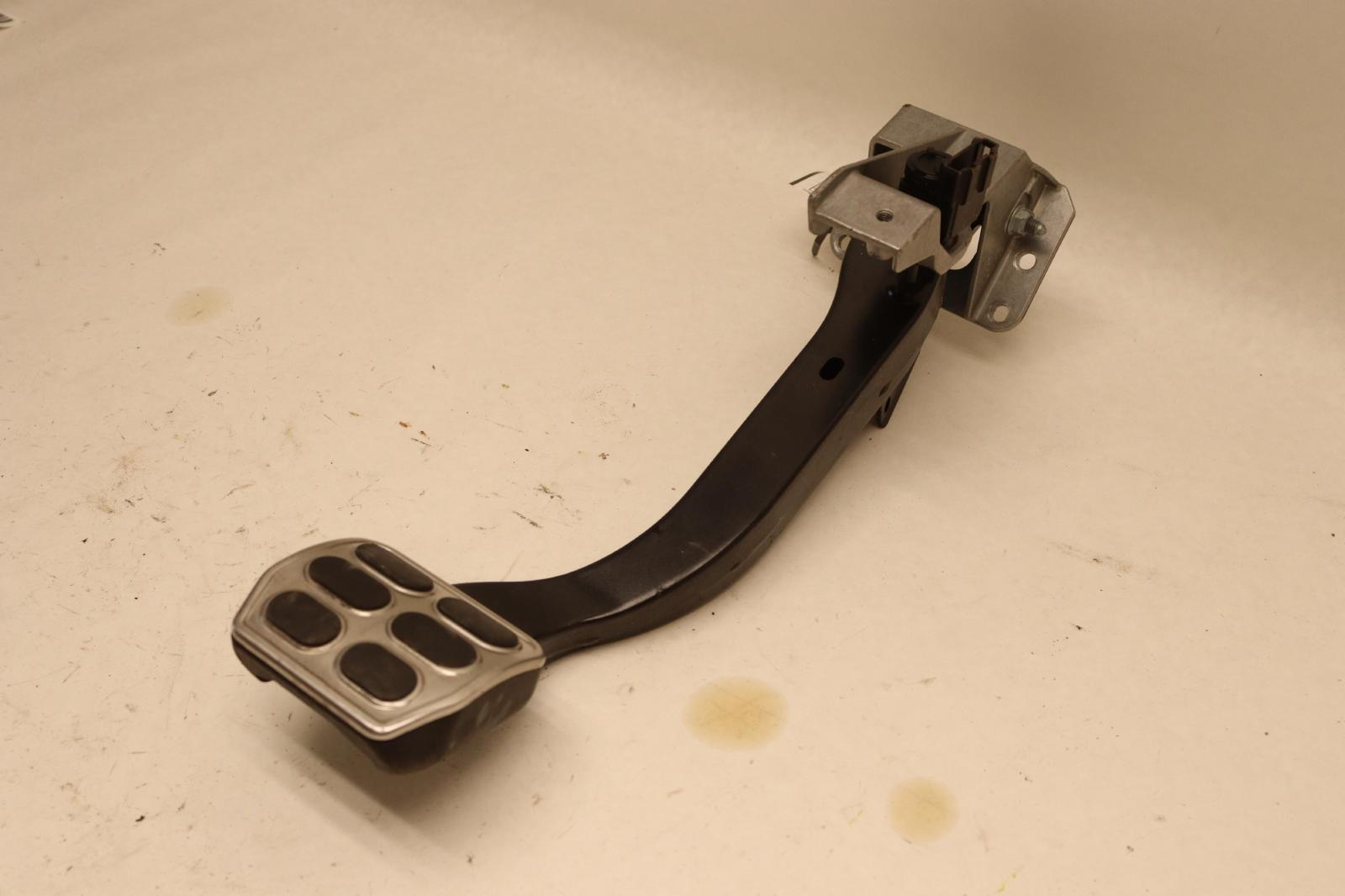 Bentley Continental GT 2003-2011 Parking brake stop