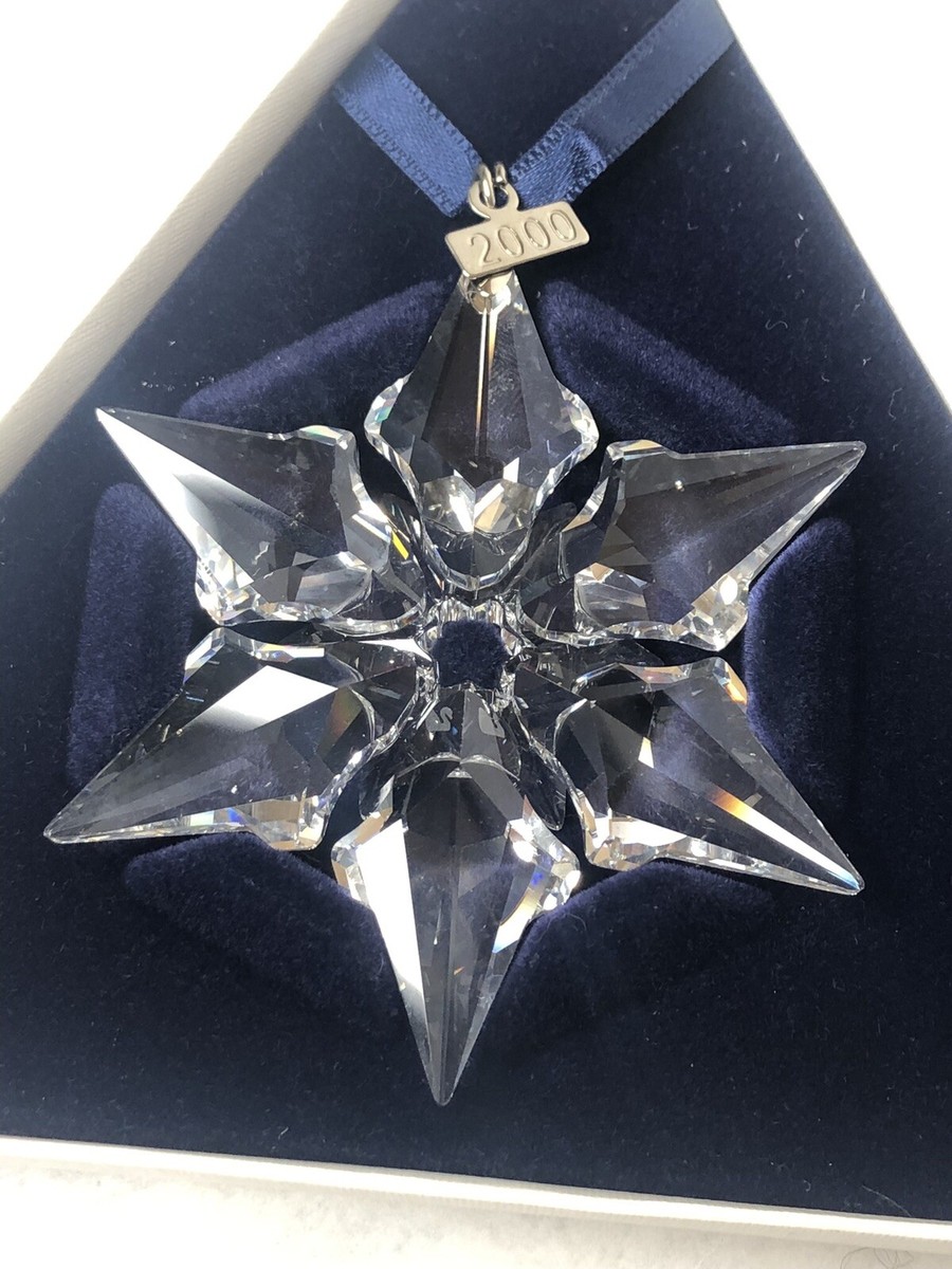Swarovski Crystal 2000 Star Snowflake Annual Christmas Ornament In