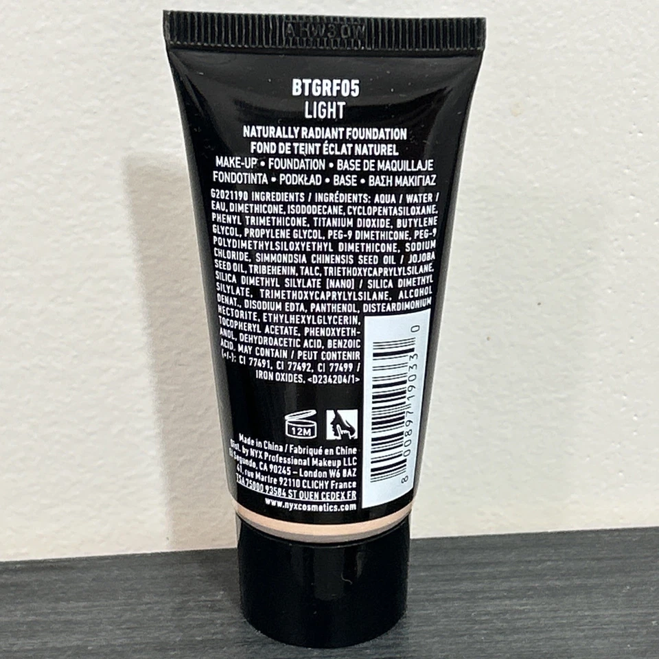 NYX Born To Glow Naturally Radiant Foundation YOU CHOOSE - Image 2 of 2