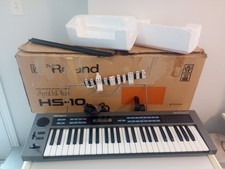 VINTAGE ROLAND HS-10 POLYPHONIC SYNTHESIZER Untested 4Sound Powers Up PARTS/RPR