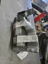 Air Cleaner S60 T5 5 Cylinder Fits 12-13 VOLVO 60 SERIES 294152