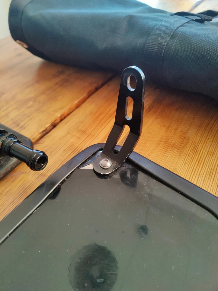 Bullitt Seitenwände + Stoffabdeckung und Halterungen (NP 500€) - Bild 3 von 4