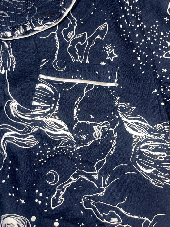 Victorias Secret Women's Sz S Navy Blue Pajama Set Pegasus Print Long Sleeve - Image 4 of 4
