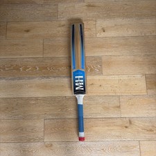 Millichamp And Hall F100 Handmade Cricket Bat Short Handle Refurbished