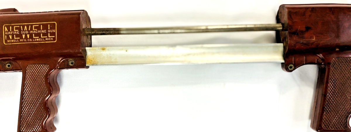 Vintage 1950s Newell Airfire Sub-Machine Gun Ping Pong Ball