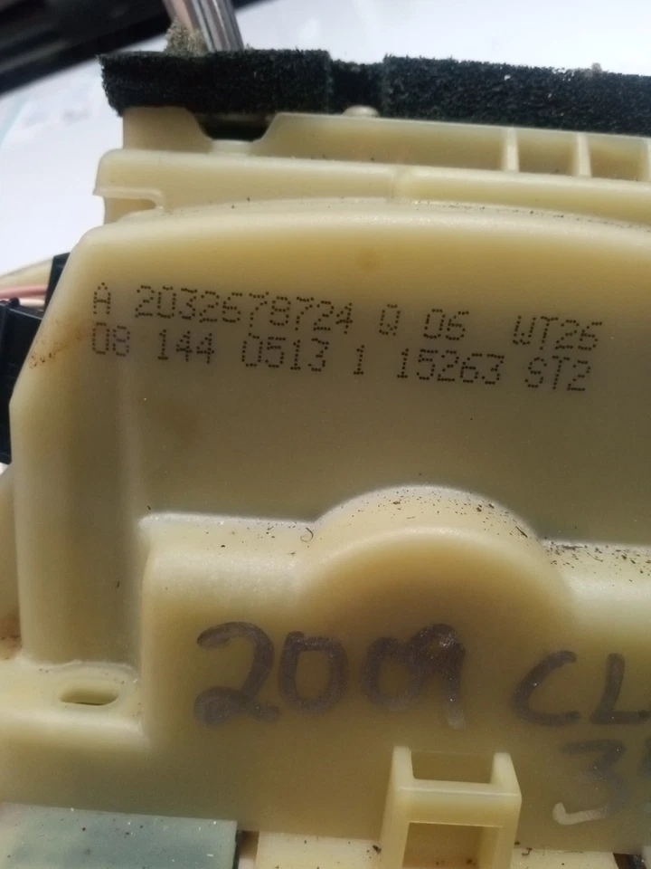 03-09 Palanca de cambios de piso Mercedes W203 W209 C230 C320 C240 C280 2032678724 OEM Foto 2 de 4