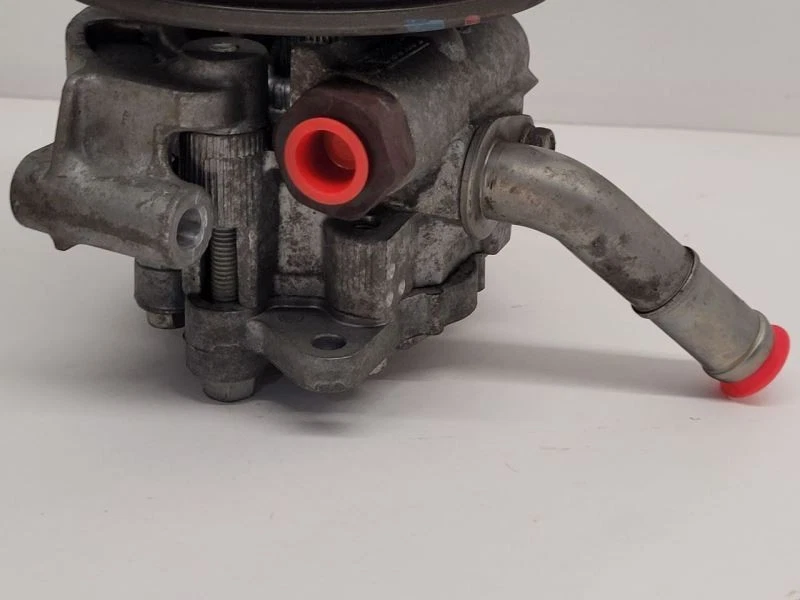 2011 11 JEEP GRAND CHEROKEE 3.6L Power Steering Pump 68068640AB - Image 4 of 4