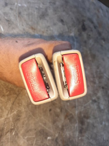 97-99 Acura 2.3 CL Passenger Right & Center Rear Seat Belt Latches Tan Buckles - Picture 3 of 4
