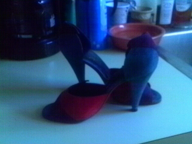 KIMEL OF CALIFORNIA 1979 BONNIE SMITH azul VERMELHO DORSAY STILETTO 7,5 M LINDO - Imagem 3 de 3