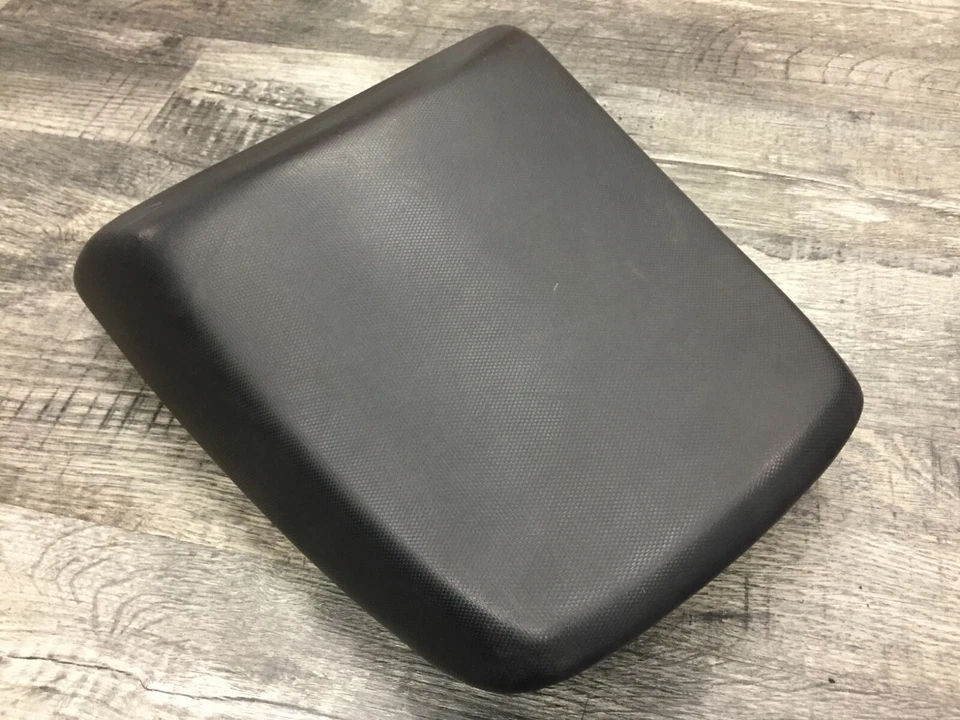 Suzuki GSF1250 1250 Bandit Rear Passenger Pillion Seat OEM (#55) * - Image 4 of 4