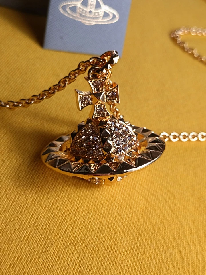 Vivienne Westwood Gold Large Crystal Adorned Orb Pendant Long Chain Necklace - Image 2 of 4