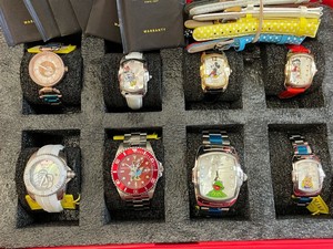 invicta kermit watch