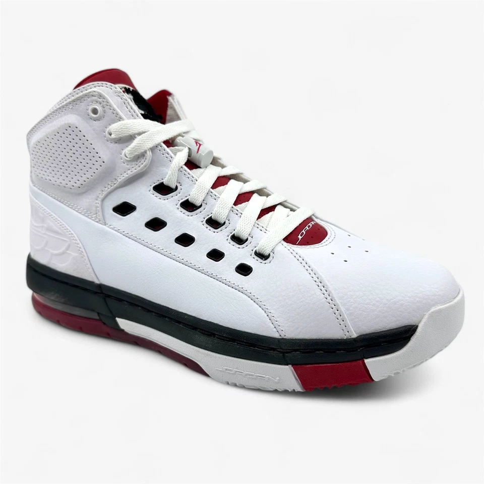 Zapatilla deportiva Jordan Ol' School blanca para gimnasio roja negra para hombre Foto 2 de 4
