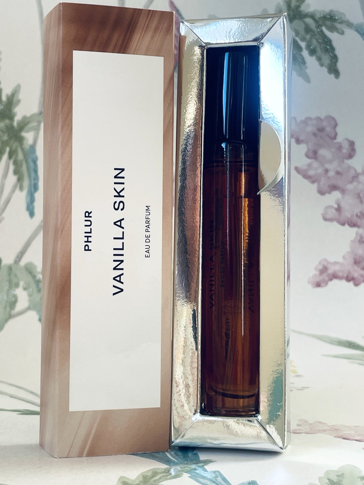 Phlur Vanilla Skin Perfume Eau De Parfum EDP Fragrance Travel Size 9.5ml