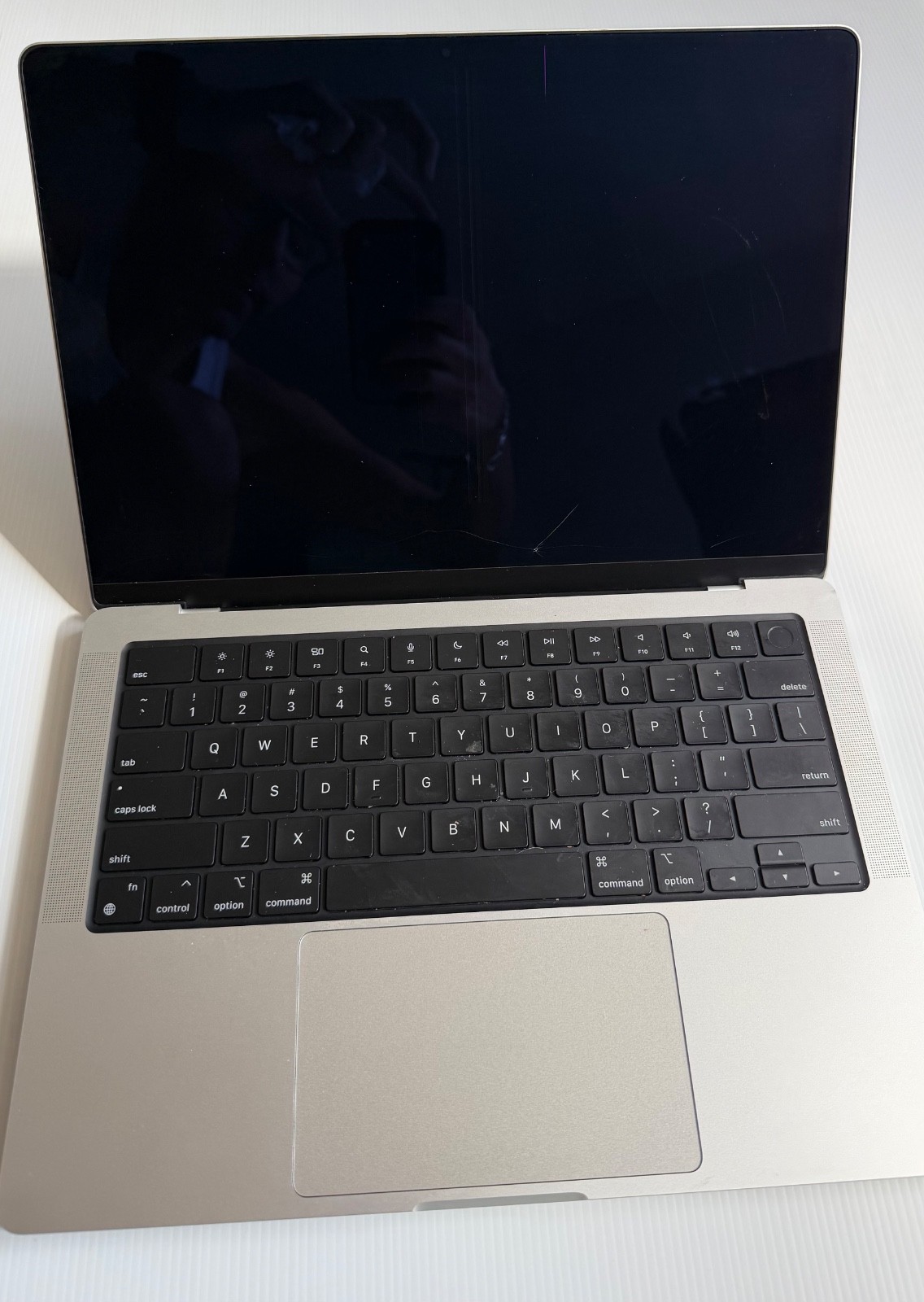 Apple Macbook Pro 14
