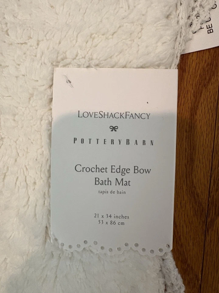 NOVO-Pottery Barn LoveShackFancy tapete de banho de borda de crochê arco, 21 x 34"-branco - Imagem 2 de 3