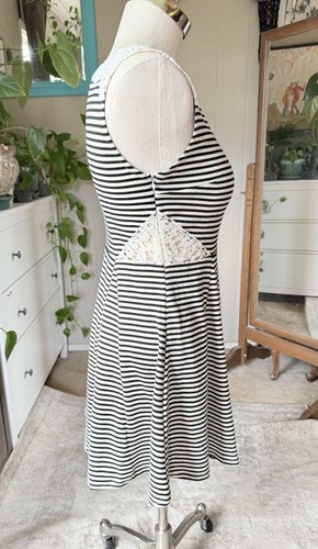 Poof Couture Juniors Dress Croche lace side stripes Size L - Picture 4 of 11