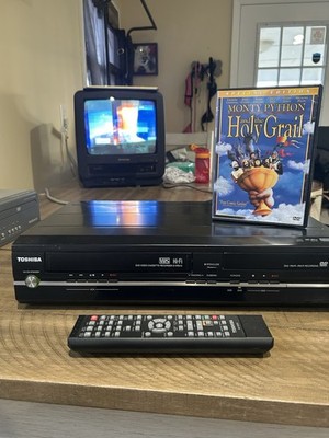 Toshiba DVD/VCR recorder model D-VR610 HDMI ~ Parts only. DVD Works, VCR Doesn t