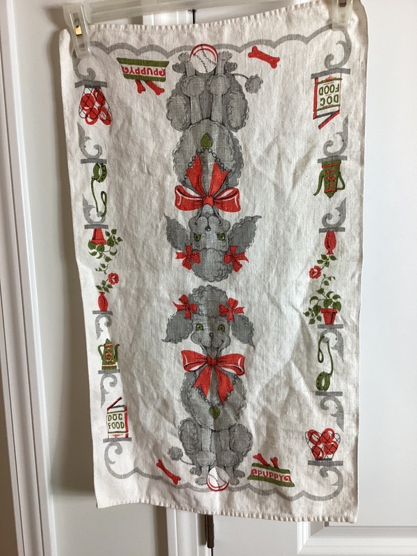 VINTAGE DOGGIE DISHTOWEL