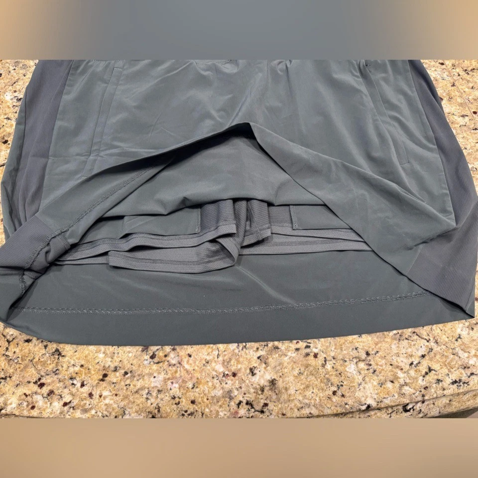 Athleta Gray Women's Skirt skirt size 20 - Image 4 of 4