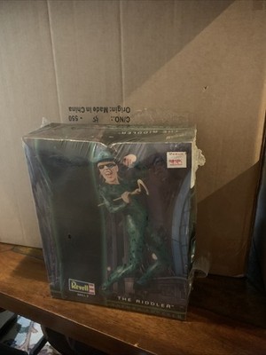 Revell The Riddler Batman Forever 1:6 Plastic Model Kit 3302 New Sealed