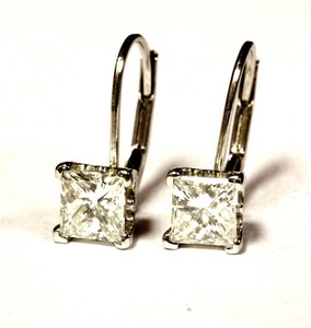 GIA-certified-14k-white-gold-1-40ct-princess-diamond-leverback-earrings-1-5g