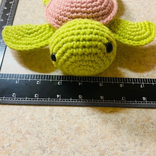 Tortuga de ganchillo hecha a mano, animal de peluche regalo de Navidad medias relleno juguete para bebé - Imagen 7 de 8