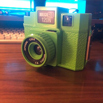 HOLGA DIGITAL NEON GREEN デジタルカメラ HOLGA DIGITAL NEON GREEN