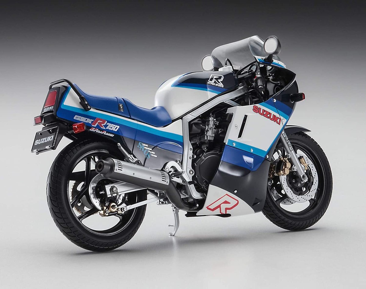 HASEGAWA 17 1/12 SUZUKI GSX-R750(G) GR71G 1986 Plastic Model Kit