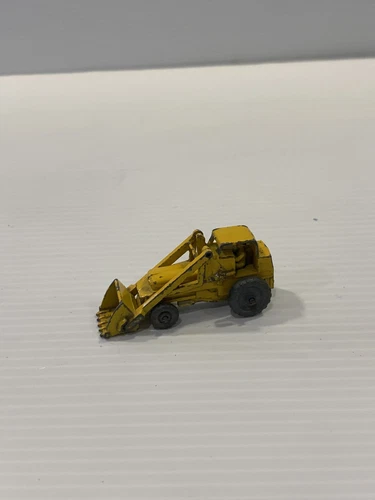 MATCHBOX MOKO LESNEY FRONT END LOADER MADE IN ENGLAND.
