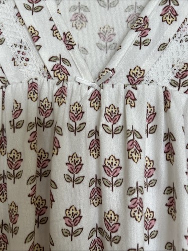 NEW! Croft and Barrow ~White Floral ~ Nightgown / Lounge ~Size XXL - Picture 7 of 11