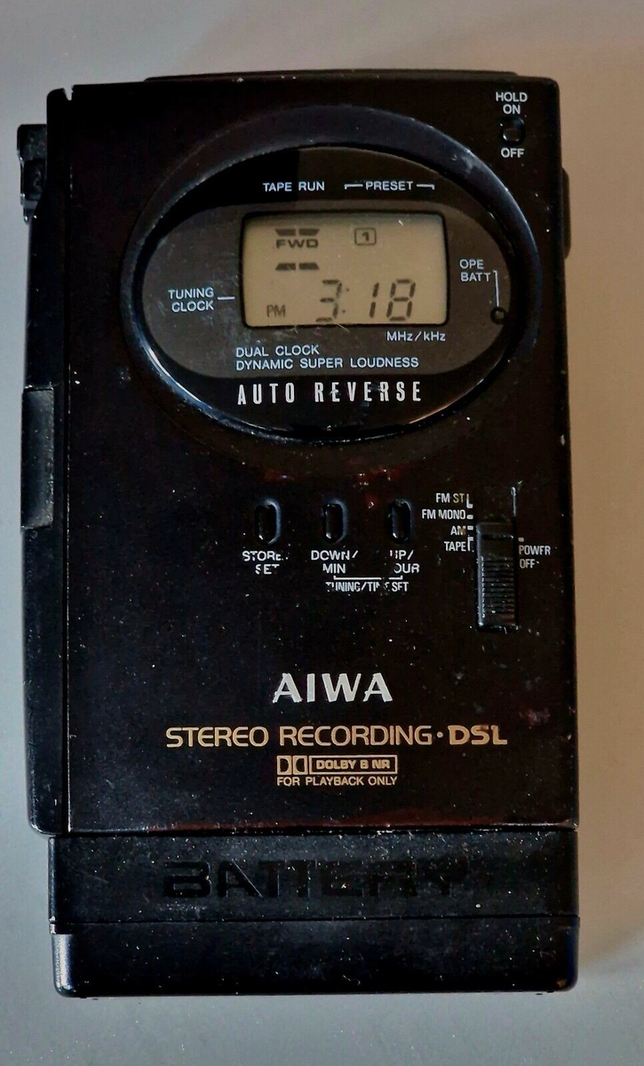 3点 AIWA SONY CASSETTE RECORDER PLAYER Aiwa HS-J303 Stereo DSL Radio Cassette Recorder and AAA battery