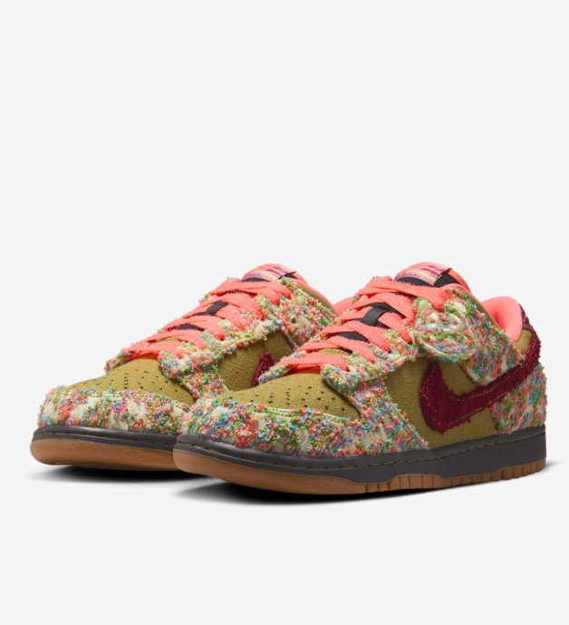 dunk low disrupt cactus flower